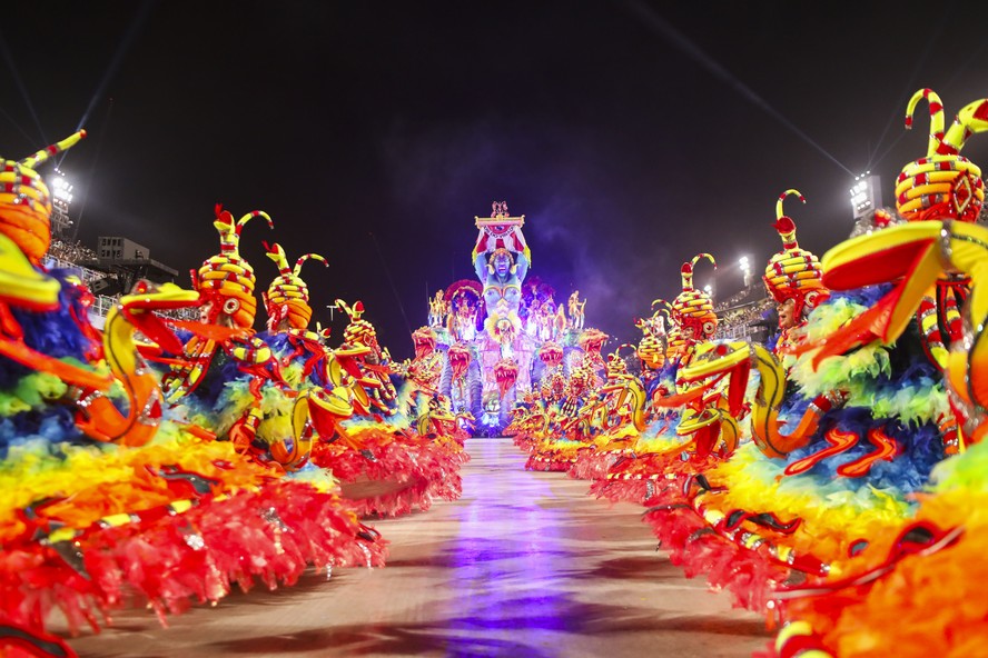 Carnaval 2025 terá desfiles mais duradouros