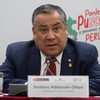 Chefe de Gabinete do Peru, Gustavo Adrianzén anuncia que governo vai investigar denúncias de abuso sexual contra meninas indígenas em uma região de selva - CRIS BOURONCLE / AFP