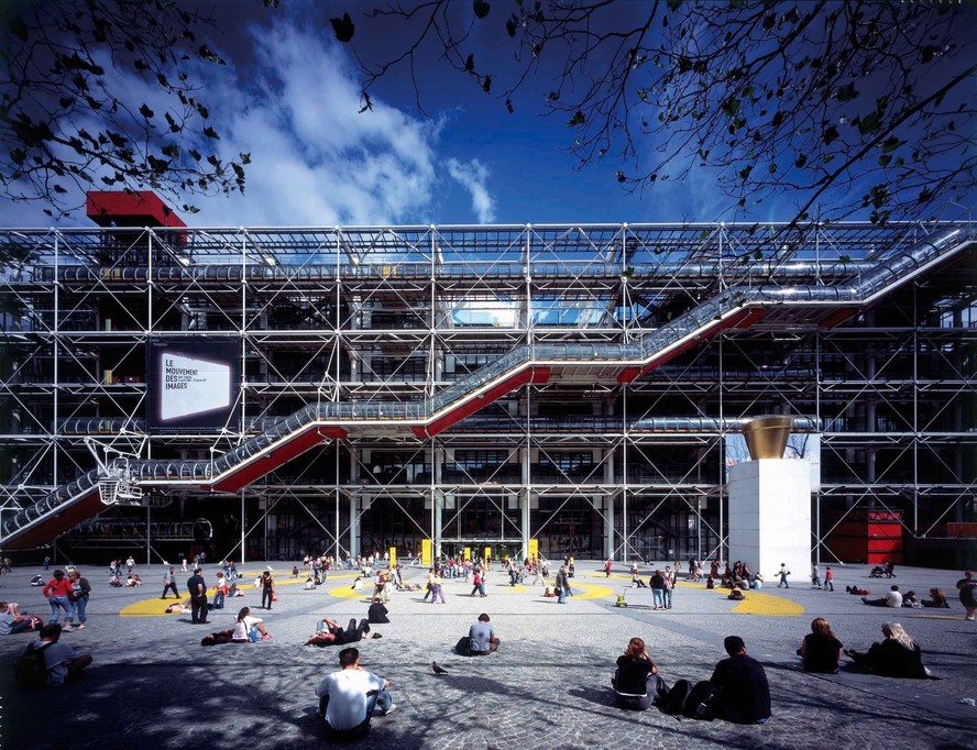 Fachada do Centro George Pompidou, em Paris