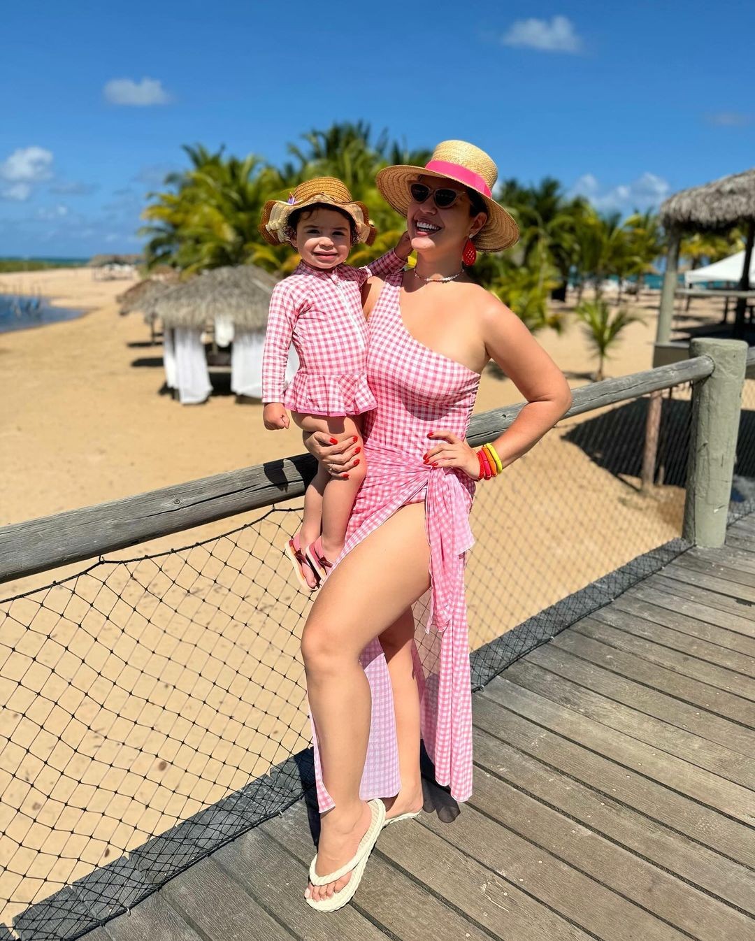 Malu Amorim, filha da ex-'BBB' Vivian Amorim, tem 126 mil seguidores no Instagram — Foto: Reprodução / Instagram