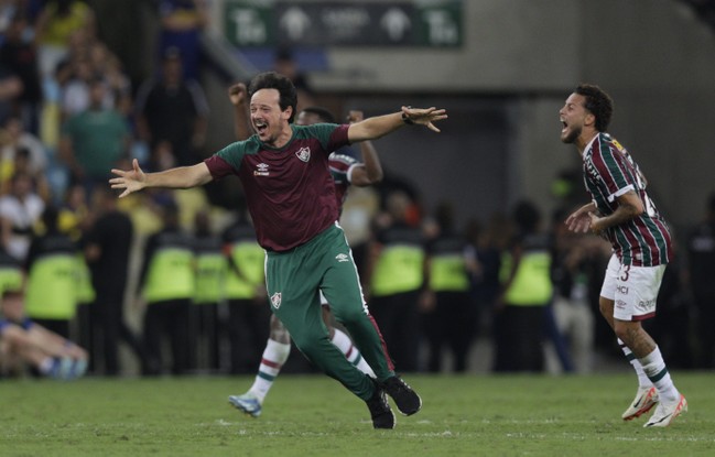 Fernando Diniz explode de felicidade após a conquista da Libertadores da América pelo Fluminense