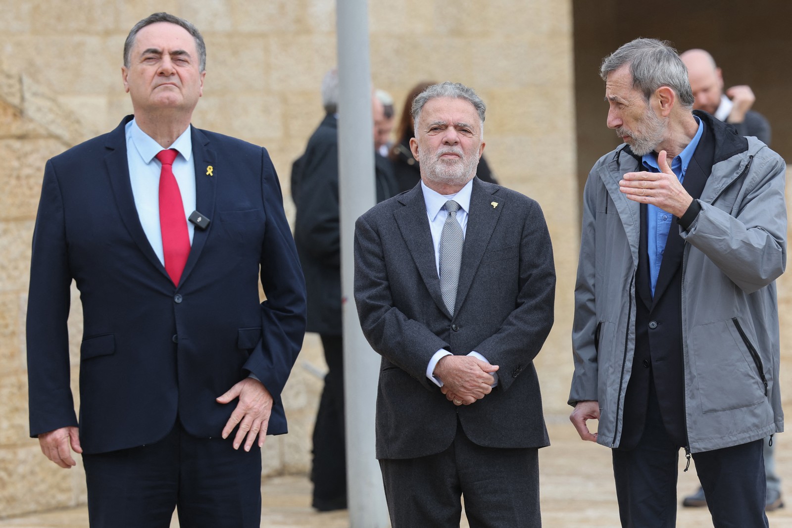 Após fala de Lula, embaixador brasileiro é levado ao Museu do Holocausto — Foto: Ahmad Gharabli/AFP