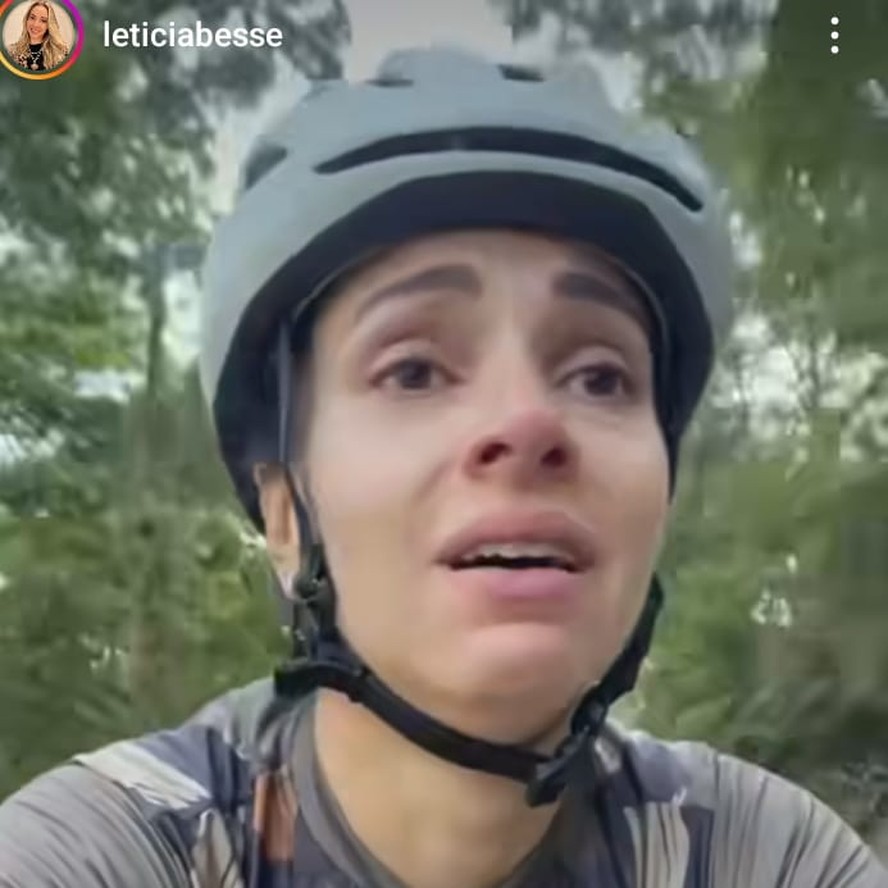 Letícia gravou o vídeo logo depois ter sofrido assédio de um homem que passava de moto enquato ela pedalava
