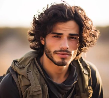 Inteligência artificial gerou imagem do 'homem mais bonito' da Síria — Foto: Reprodução/Reddit