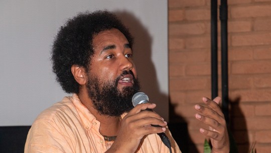 Livro mapeia os filmes dirigidos por negros no Brasil