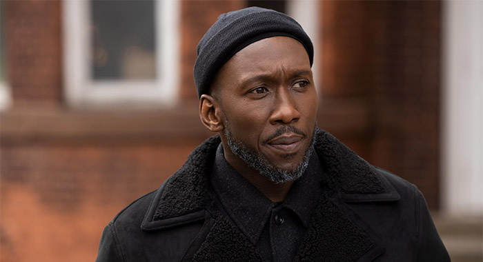 Mahershala Ali in Ramy -- "can you hear me now?" - Episode 202