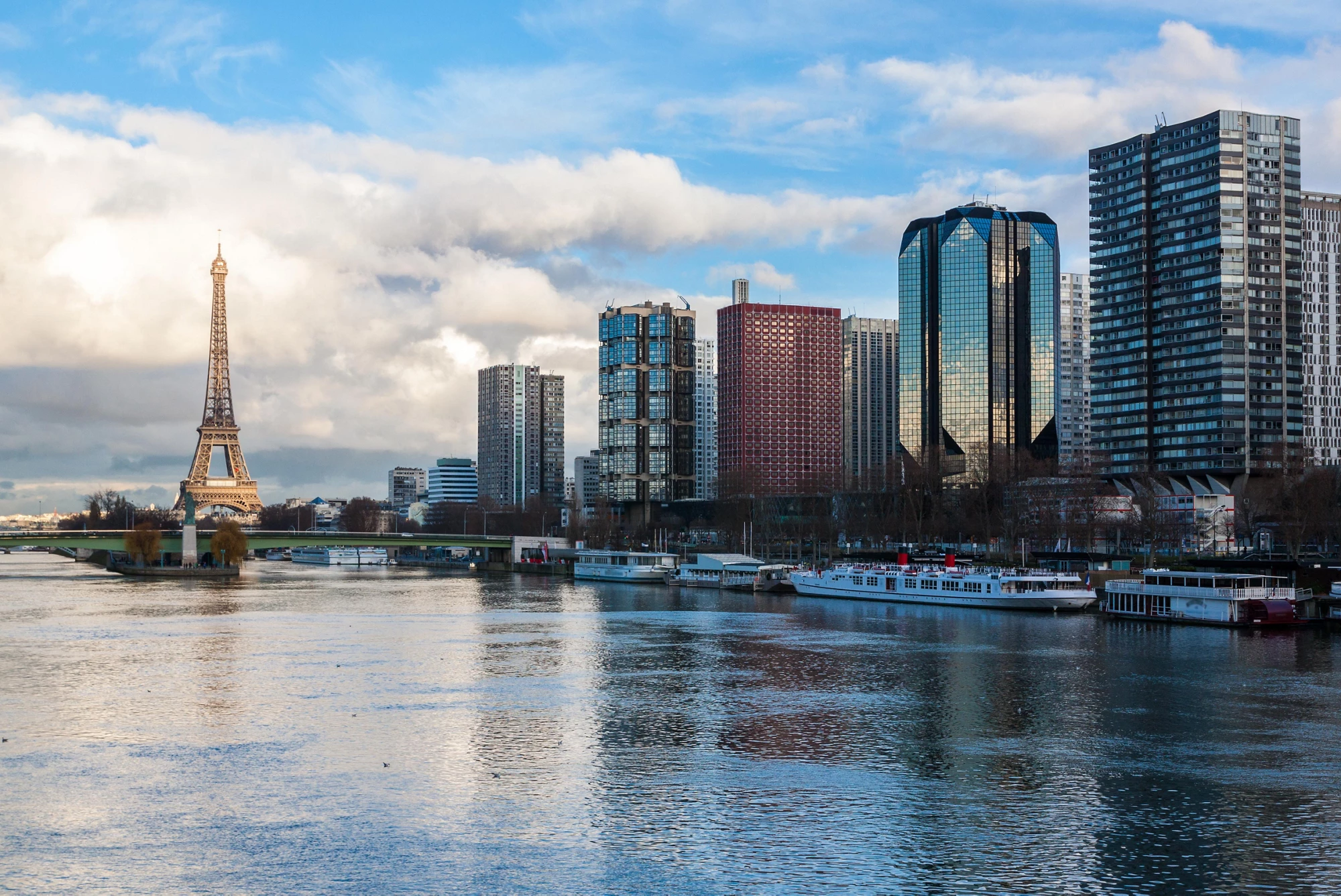 Paris skyline at dusk. Photo: shutterstock