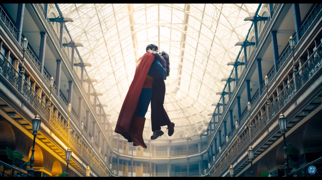 Superman ganha primeiro trailer e mostra Homem de Aço de David Corenswet em ação