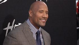 Dwayne Johnson Makes His Pitch To Be the Next James Bond (News No Time To Die)