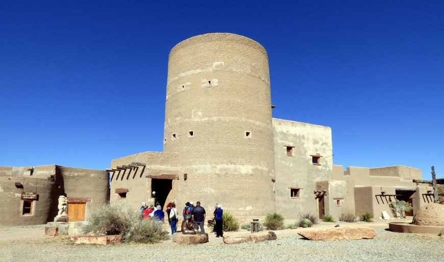 George Rivera, Poeh Cultural Center and Museum, 2012, Pojoaque (Po’su wae geh), New Mexico (photo: Howard Lifshitz, CC BY 2.0)