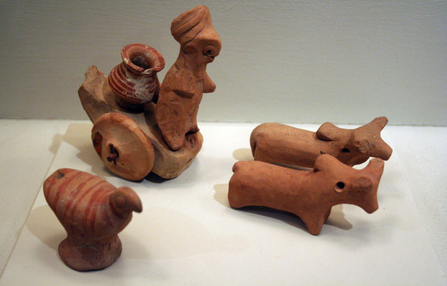 Terracotta figures, c. 2500 BCE Indus Valley Culture, Chanhu Daro, Pakistan (Brooklyn Museum)