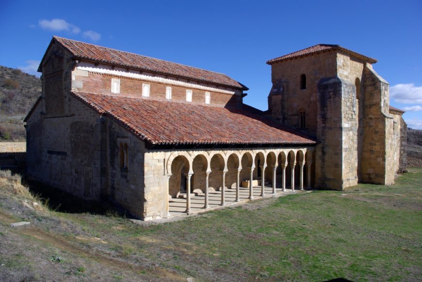 San Miguel de Escalada, 10th century (photo: David Perez, CC BY 3.0)