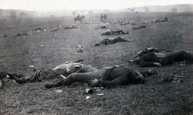 Timothy O’Sullivan, A Harvest of Death, 1863, albumen print, 17.2 x 22.5 cm, illustration in Alexander Gardner’s Photographic Sketchbook of the War, 1866 (Library of Congress, Washington, D.C.)