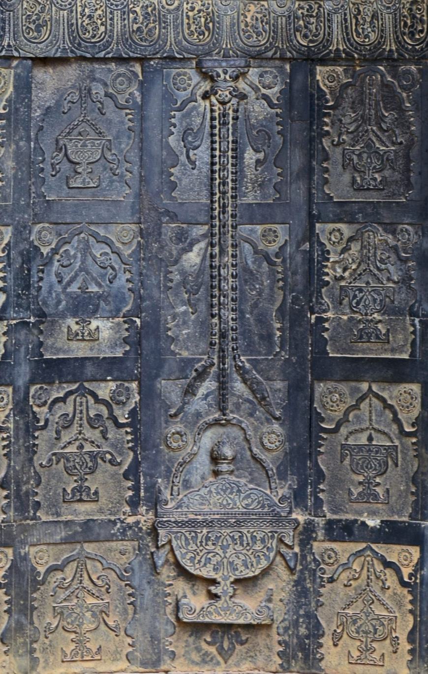 Mihrab, Adina Mosque, commissioned 1373, Pandua, India (photo: Amitabha Gupta, CC BY 4.0)