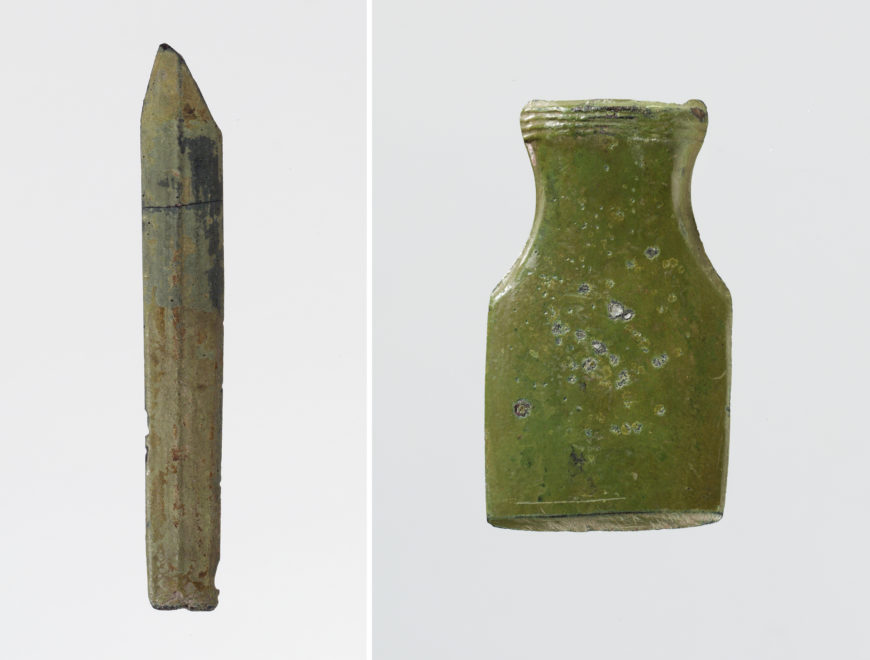 Left: Bronze burin (engraver), Early Iron Age, 11.5 cm long, Daegok-ri, Hwasoon, South Jeolla Province, National Treasure 143 (The National Museum of Korea); right: bronze axe, Early Iron Age, 7.5 cm long, Daegok-ri, Hwasoon, South Jeolla Province, National Treasure 143 (The National Museum of Korea)