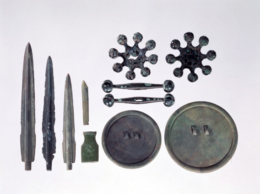 Assorted bronze artifacts, Early Iron Age, Daegok-ri, Hwasoon, South Jeolla Province, National Treasure 143 (The National Museum of Korea)