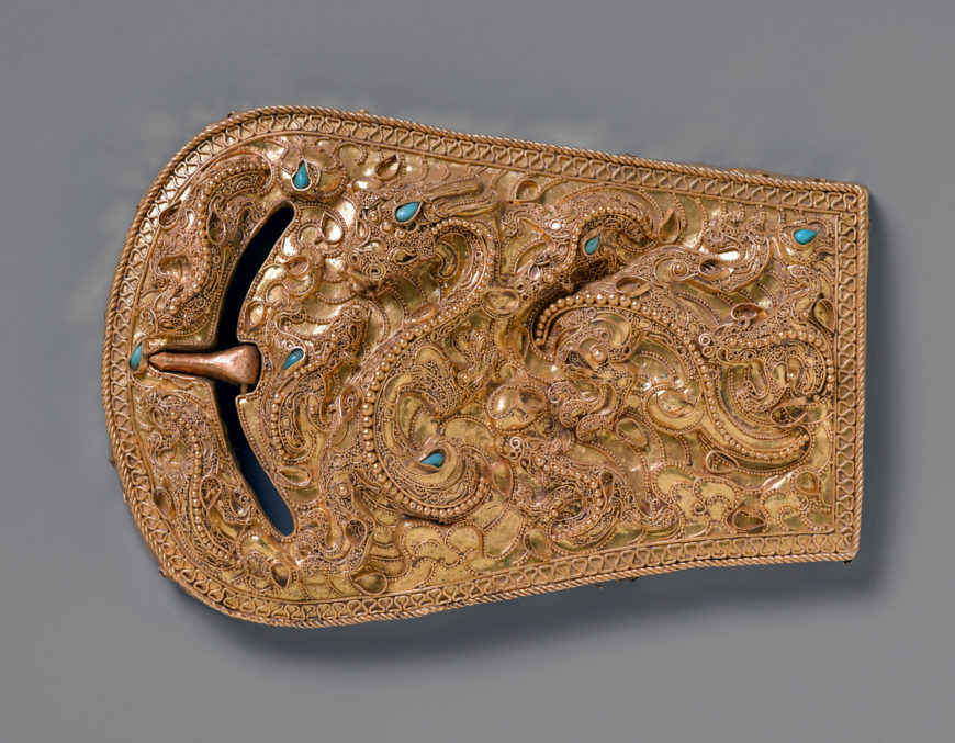 Gold Belt Buckle, Nangnang (1st century C.E.), Seokam-ri Tomb 9 (Pyongyang), 9.4 x 4.6–6.3cm, National Treasure 89 (National Museum of Korea)