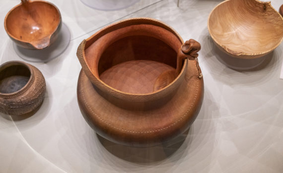 2020<br>Richard Zane Smith, <em>Wyandotte Feast Pot</em>