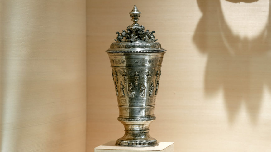 Joachim Michael Salecker, Cup with cover with Hebrew inscriptions, 1723, silver gilt, 16.5 cm diameter, 37.8 cm high (The Metropolitan Museum of Art, New York)