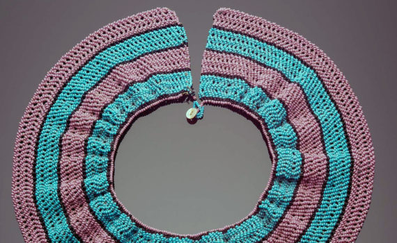 Beaded collar (<em>ingqosha</em>), Xhosa artist, South Africa