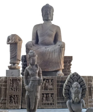 Buddha and his Colossal Altar-Pedestal, 9th century C.E., sandstone, from Đồng Dương temple, Vietnam (Đa Nẵng Museum of Cham Sculpture; photo: Mya Chau, CC BY-NC-SA 2.0)