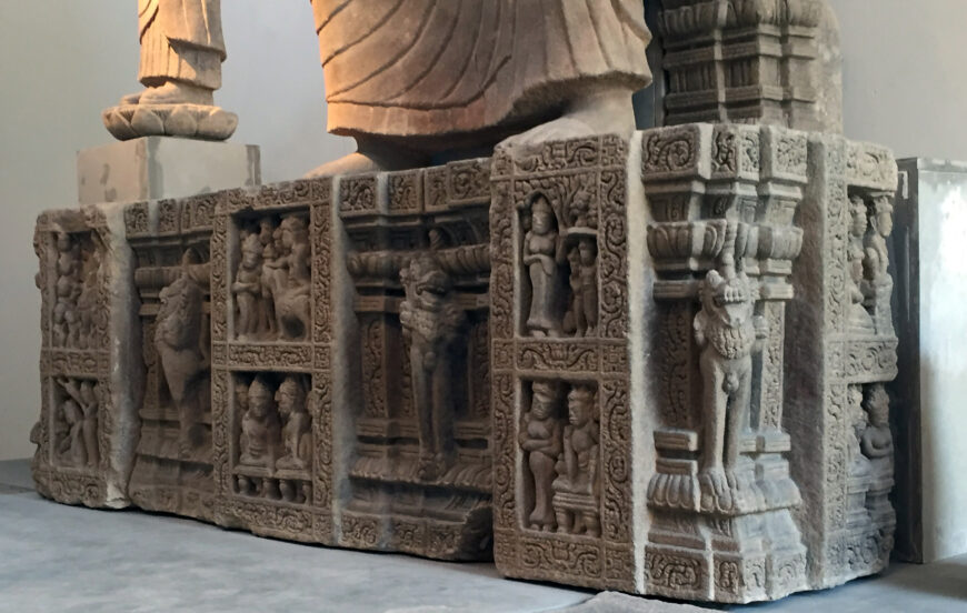 The rectangular altar-pedestal is constructed in three sections (222 x 124 cm x 70 cm). The Buddha's Colossal Altar-Pedestal, 9th century C.E., sandstone, from Đồng Dương temple, Vietnam (Đa Nẵng Museum of Cham Sculpture; photo: Mya Chau, CC BY-NC-SA 2.0)