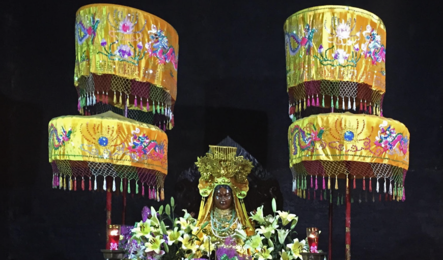 Po Nagar goddess (recent statue) (Po Nagar Temple, Nha Trang; photo: author)