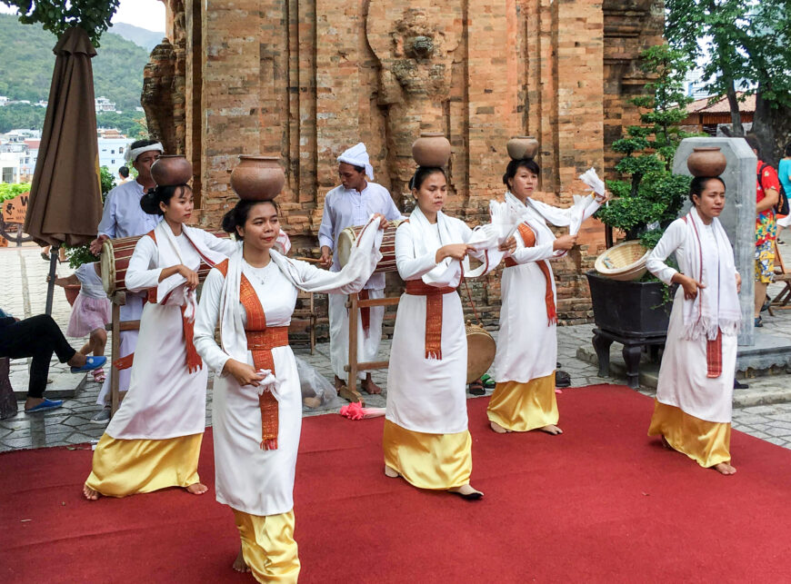 Po Nagar Festival, Po Nagar Temple, Nha Trang, Vietnam (photo: Christophe95, CC BY-SA 4.0)