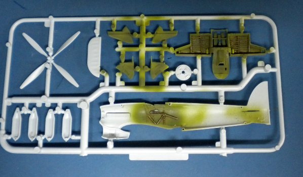 3 BN Ac Airfix Hawker Typhoon Mk.1b, 1.72-1