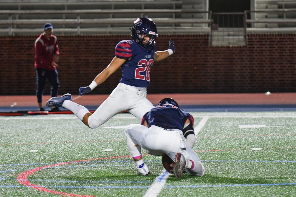 10-28-22-sprint-football-vs-mansfield-adrian-montemayor-samantha-turner