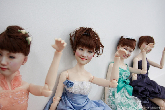 Lifelike 3D dolls in Japan are one part frightening, two parts awesome