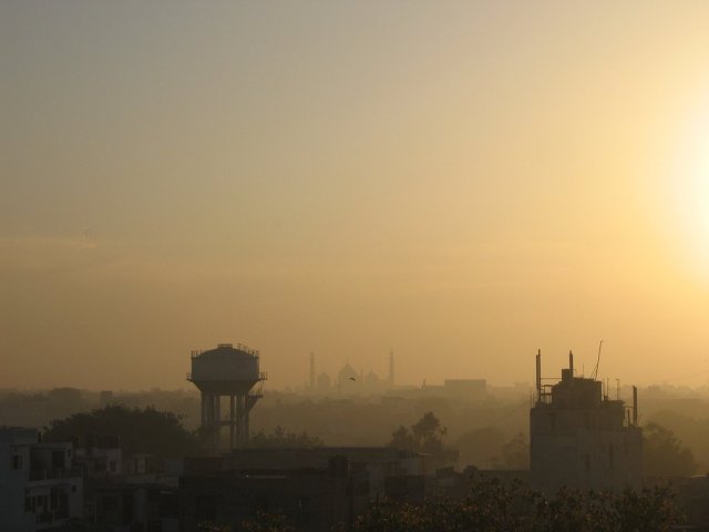 Think Beijing’s famous smog Is bad? Delhi’s is worse 【Photos】