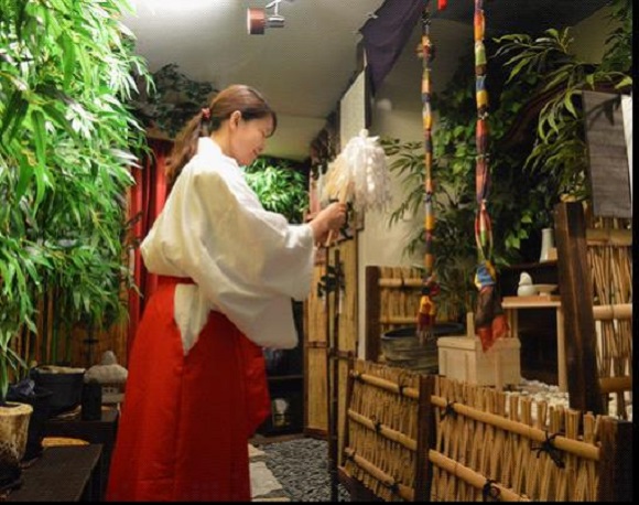 New ‘Shrine Cafe’ in Tokyo offers fortune-telling and counseling services with your tea