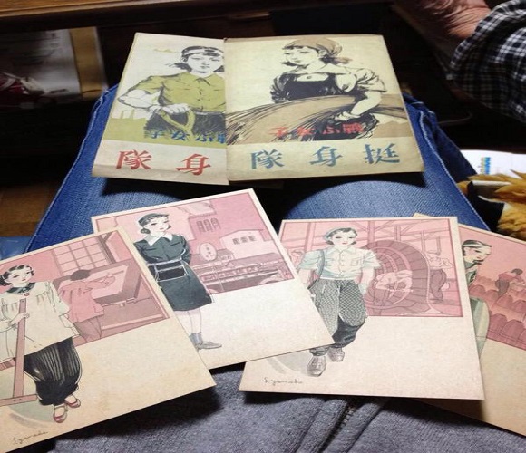 Japanese granny attempts to trash treasure trove of old photographs, is thwarted by grandkids