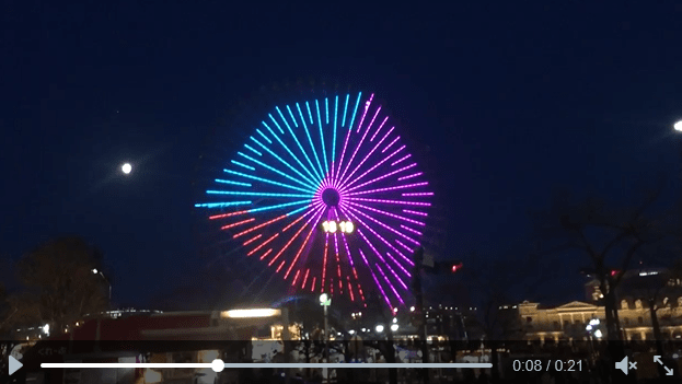 Awesome optical illusion turns Japanese Ferris wheel into a cube 【Video】