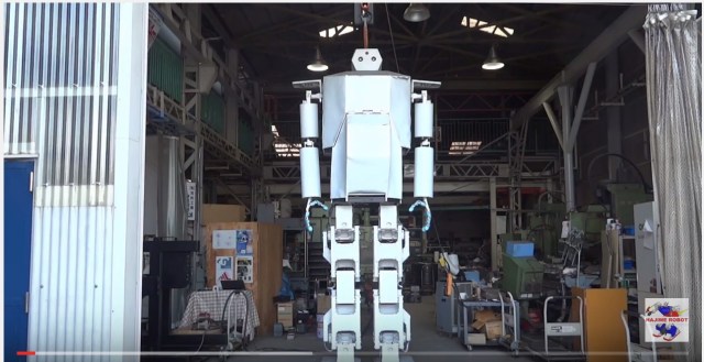 Small Osaka company gradually working its way to an 18-meter rideable robot