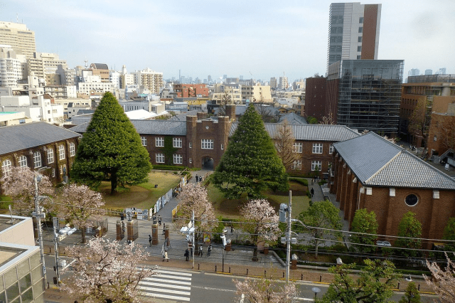 Idol draws such massive crowds at Tokyo college that police can’t guarantee safety【Video】