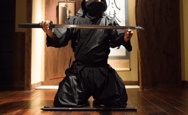 Japanese ninja group wants to hire new member, must have strong aura and mental fortitude