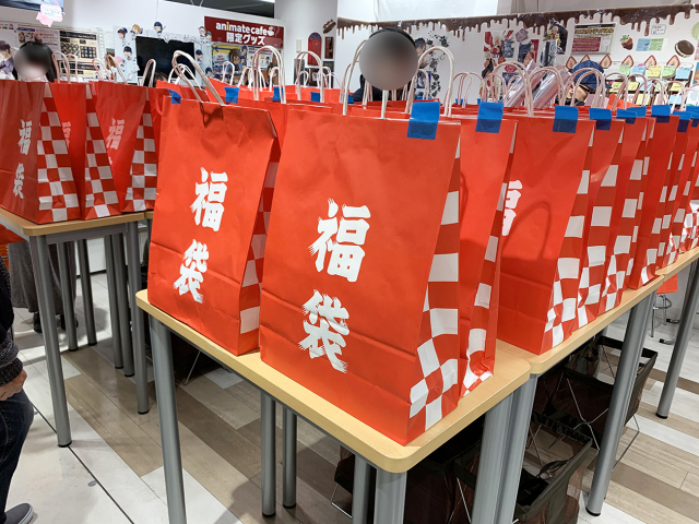 Wholesome reporter seeks nostalgic fukubukuro experience, gets huge haul of anime goods instead