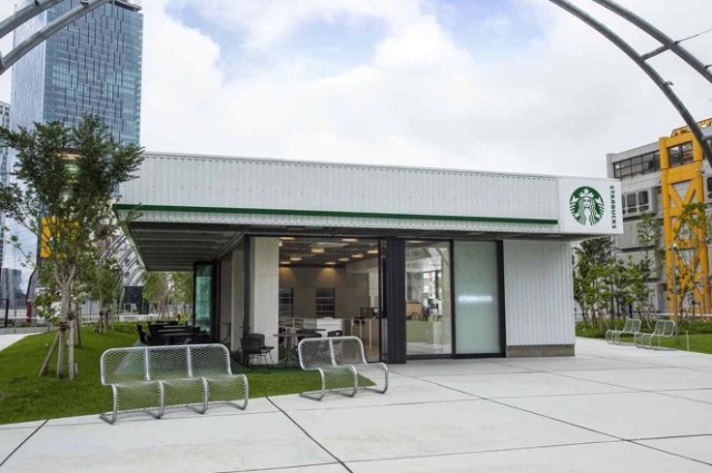 Hiroshi Fujiwara from Fragment Design creates a new Starbucks in Tokyo