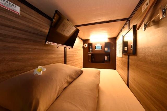 Capsule hotel offers amazing deal, cheaper than an apartment in Tokyo