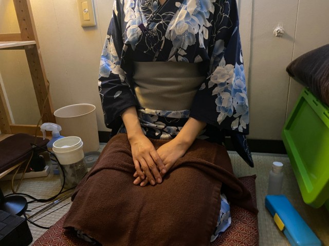 Japan’s lap-pillow ear-cleaning salons aren’t just for pervy guys, we find out