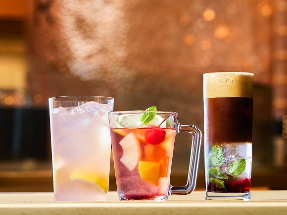 These new Starbucks Reserve Roastery drinks are so pretty we almost don’t want to drink them