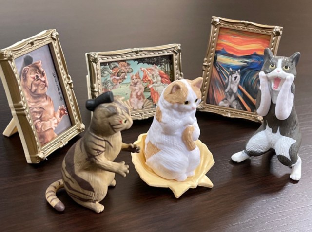 Celebrate famous works of art AND cats with these adorably clever “Cats in Art” capsule toys