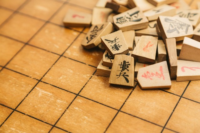 Amahiko Sato becomes first pro shogi player in history to lose game for not wearing face mask