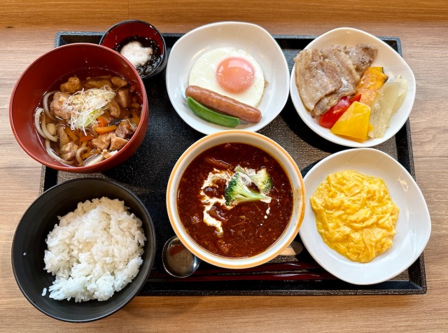 Does this Dormy Inn near Mt. Fuji offer the best business hotel breakfast in all of Japan?