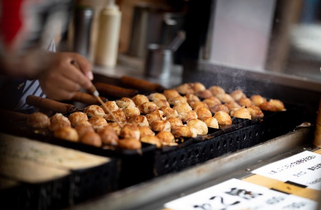 Takoyaki stand in Nagoya sold side orders of cocaine, police say