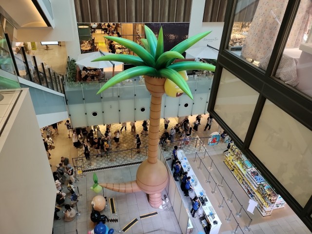 Giant life-size Alolan Exeggutor Pokémon appears at Pokémon World Championships in Japan【Photos】