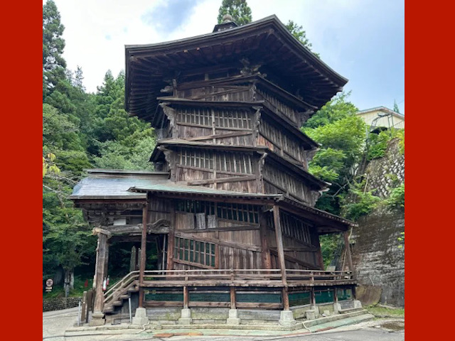 World’s only double-helix wooden structure, Aizu Sazaedo, is mysterious both outside and inside