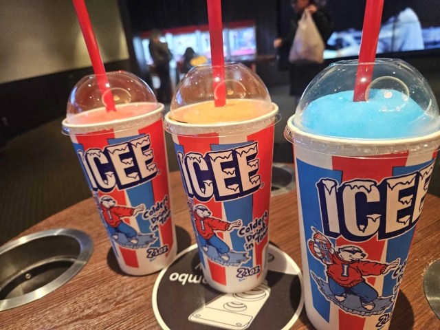 American tourists give us their opinion on the new Icee slushie drinks in Japan